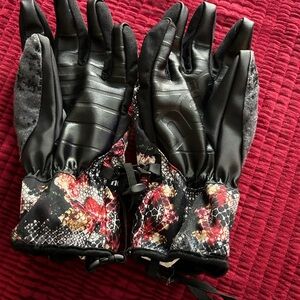 Floral Black Women's Gloves